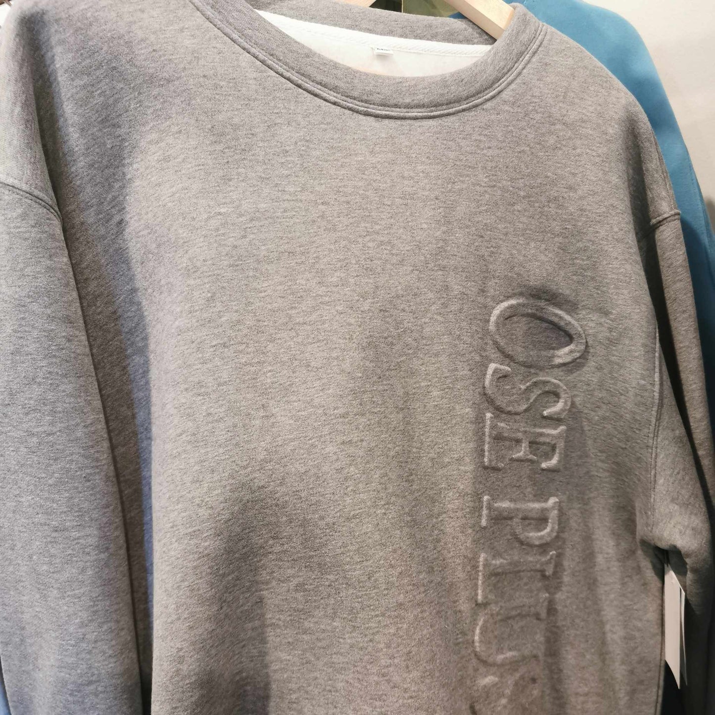 OSE PLUS colorful sports warm sweater