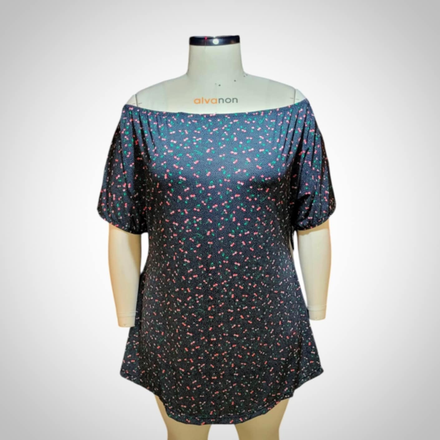 Chandail taille plus long col et manches élastiques petites cerises
