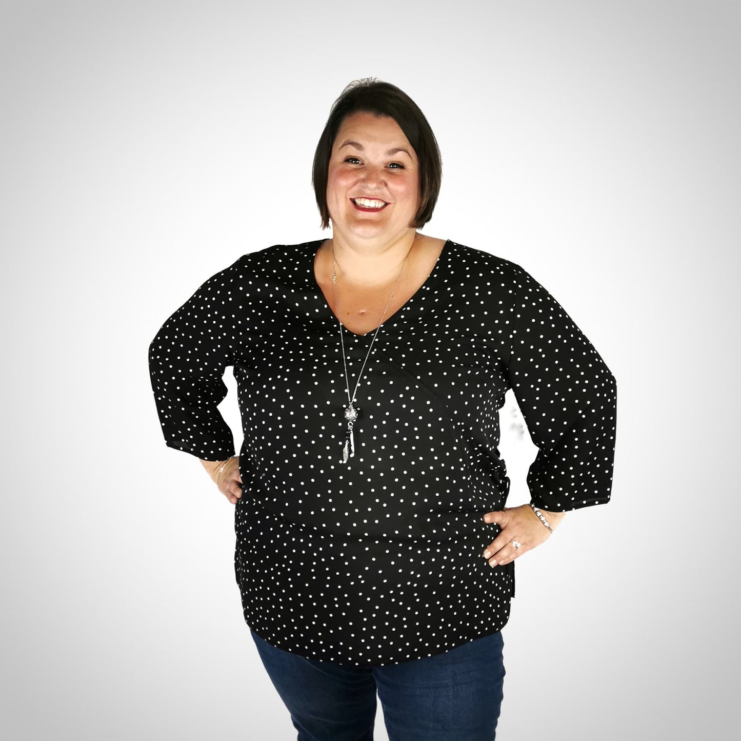 Blouse croisée à pois