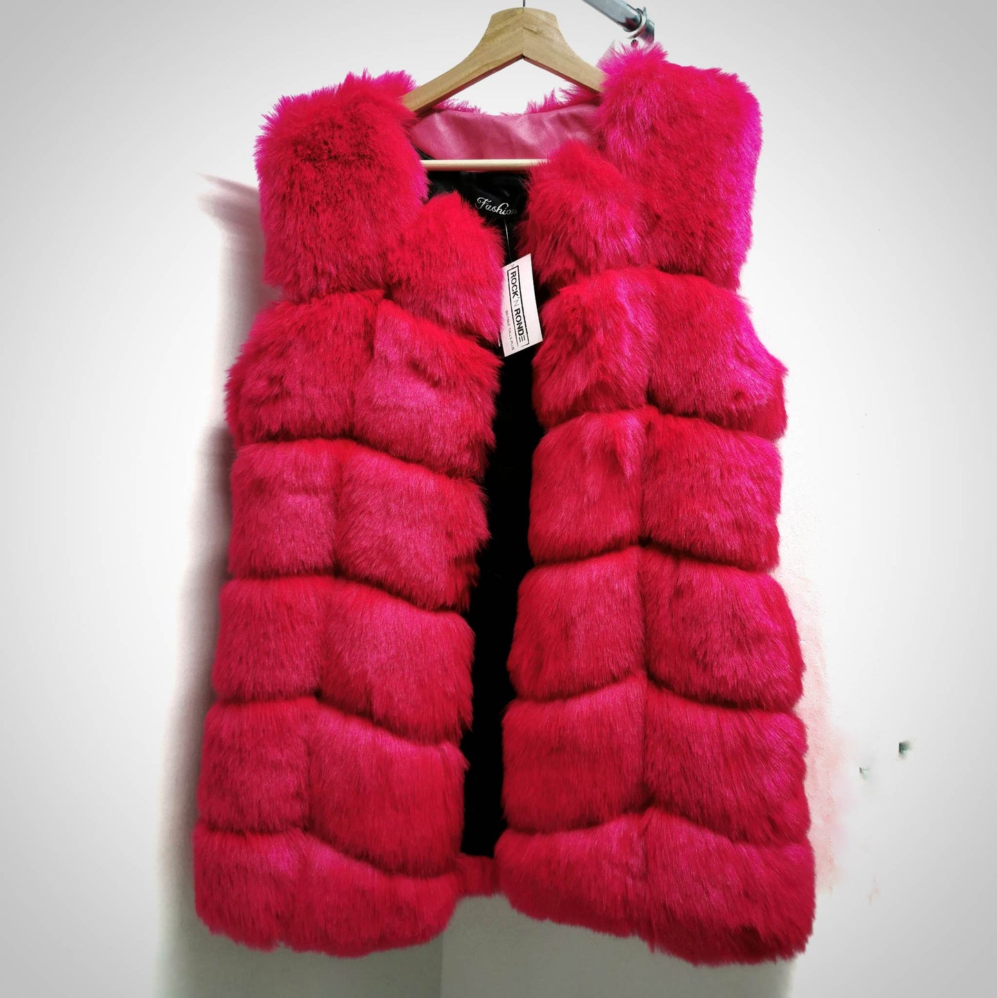 Sleeveless Fushia Fur Jacket