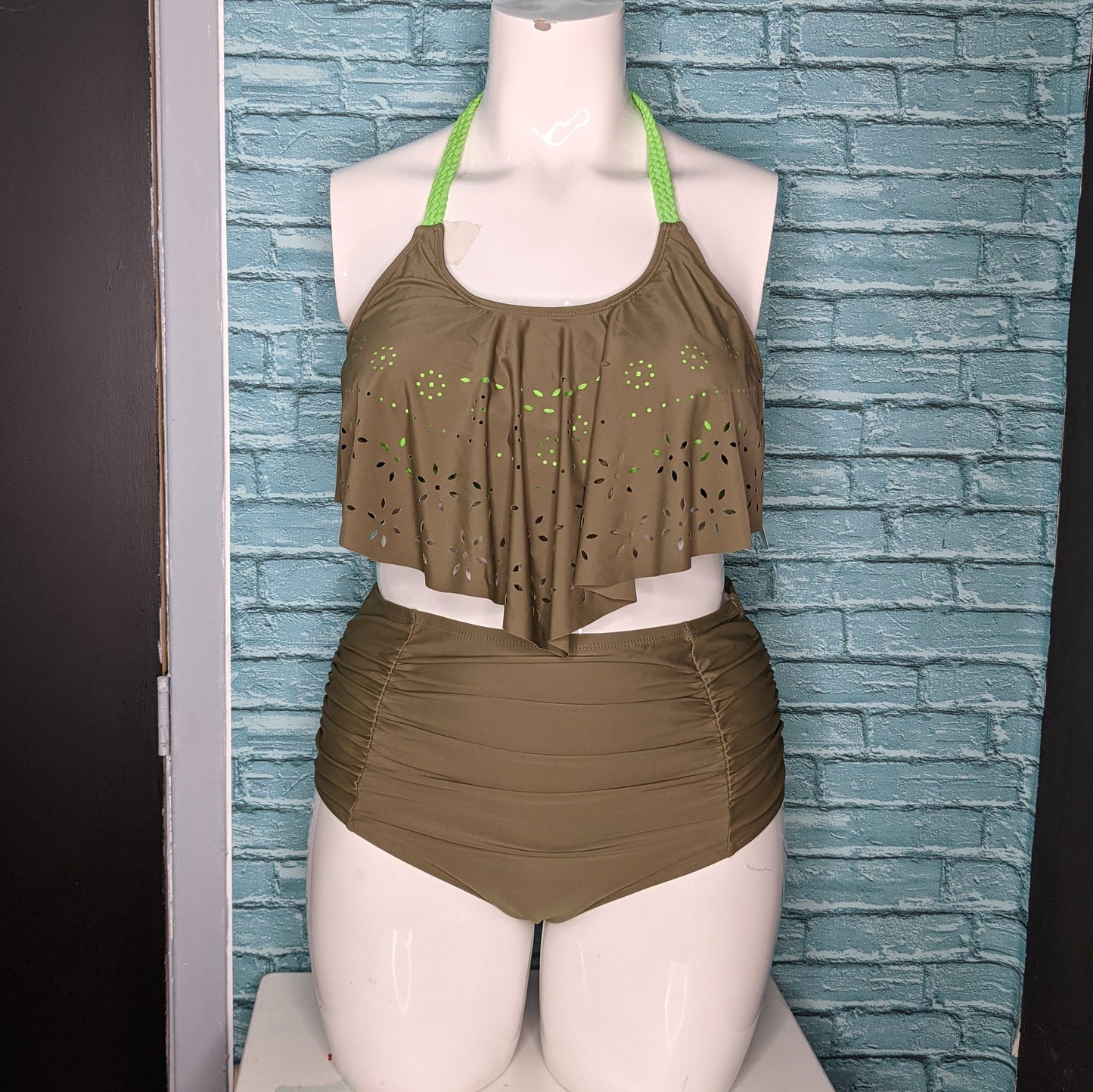Green swimsuit set