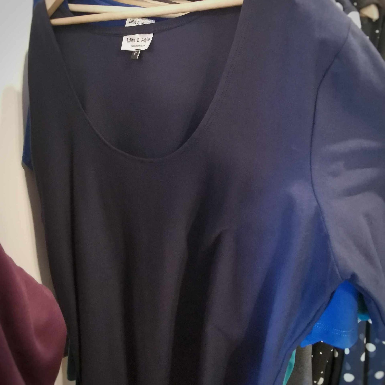 Chandail tunique col bleu marin