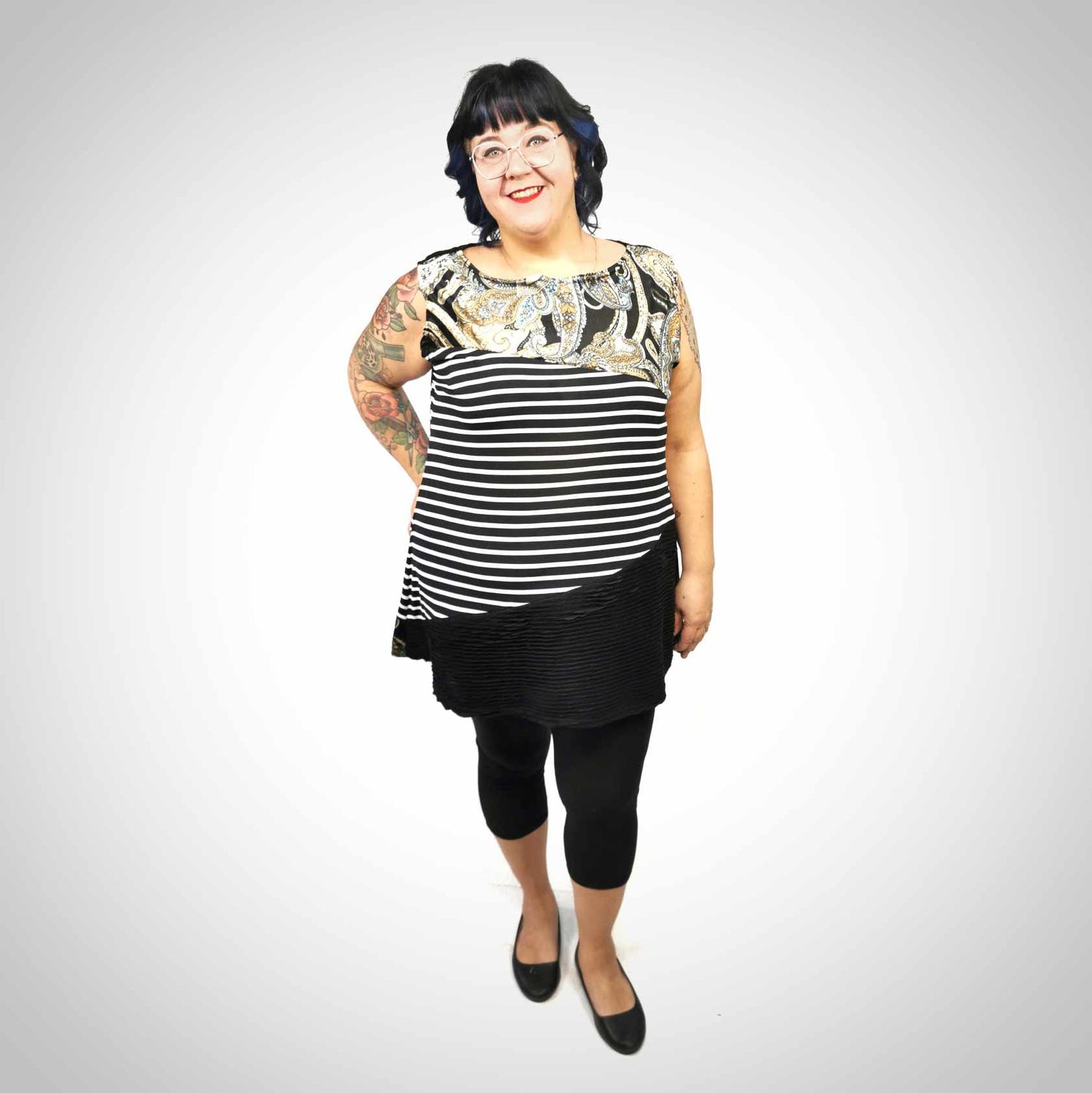 Camisole taille plus tissu recyclé fleuri, rayures, et noir