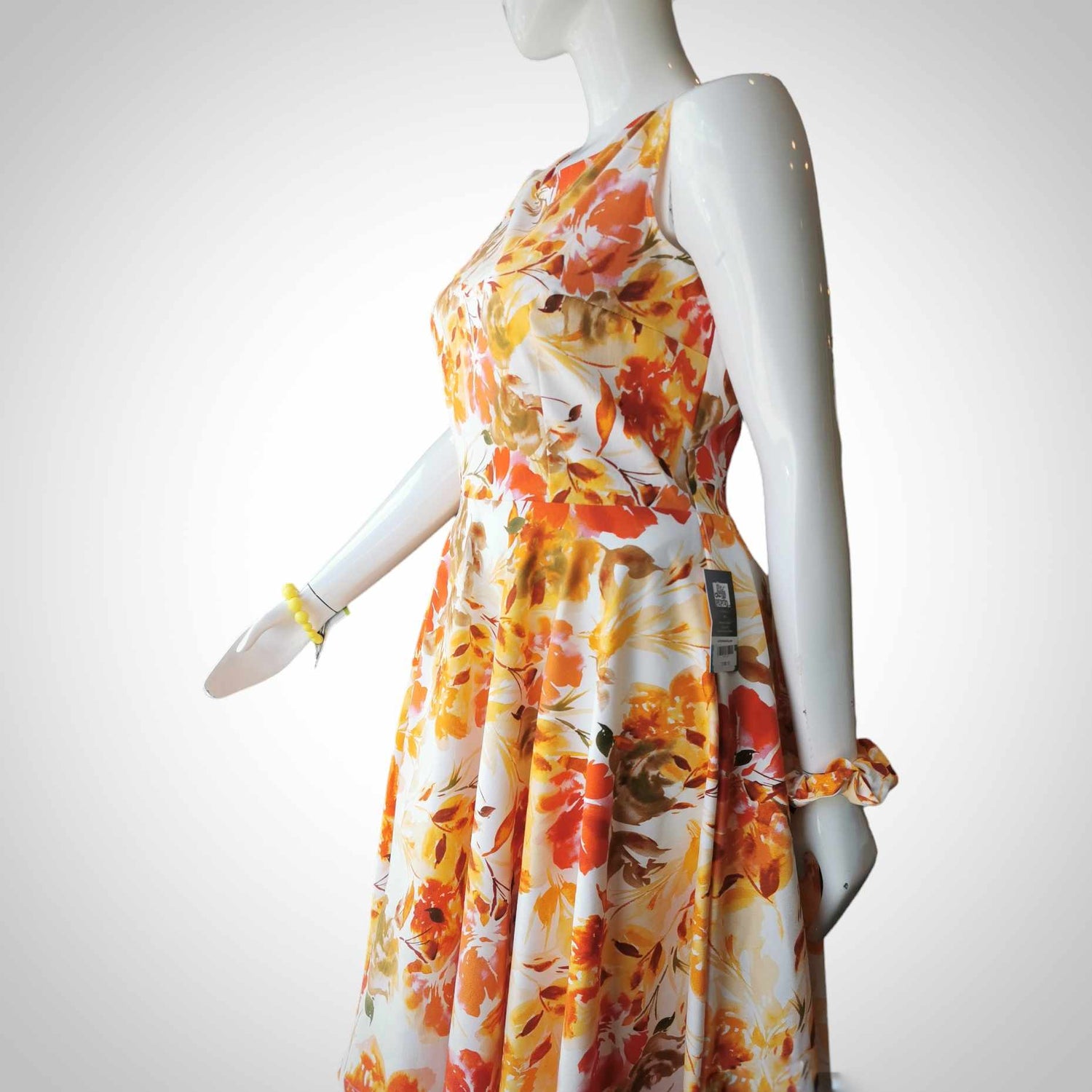 Robe taille plus ligne A Fleurs orangés