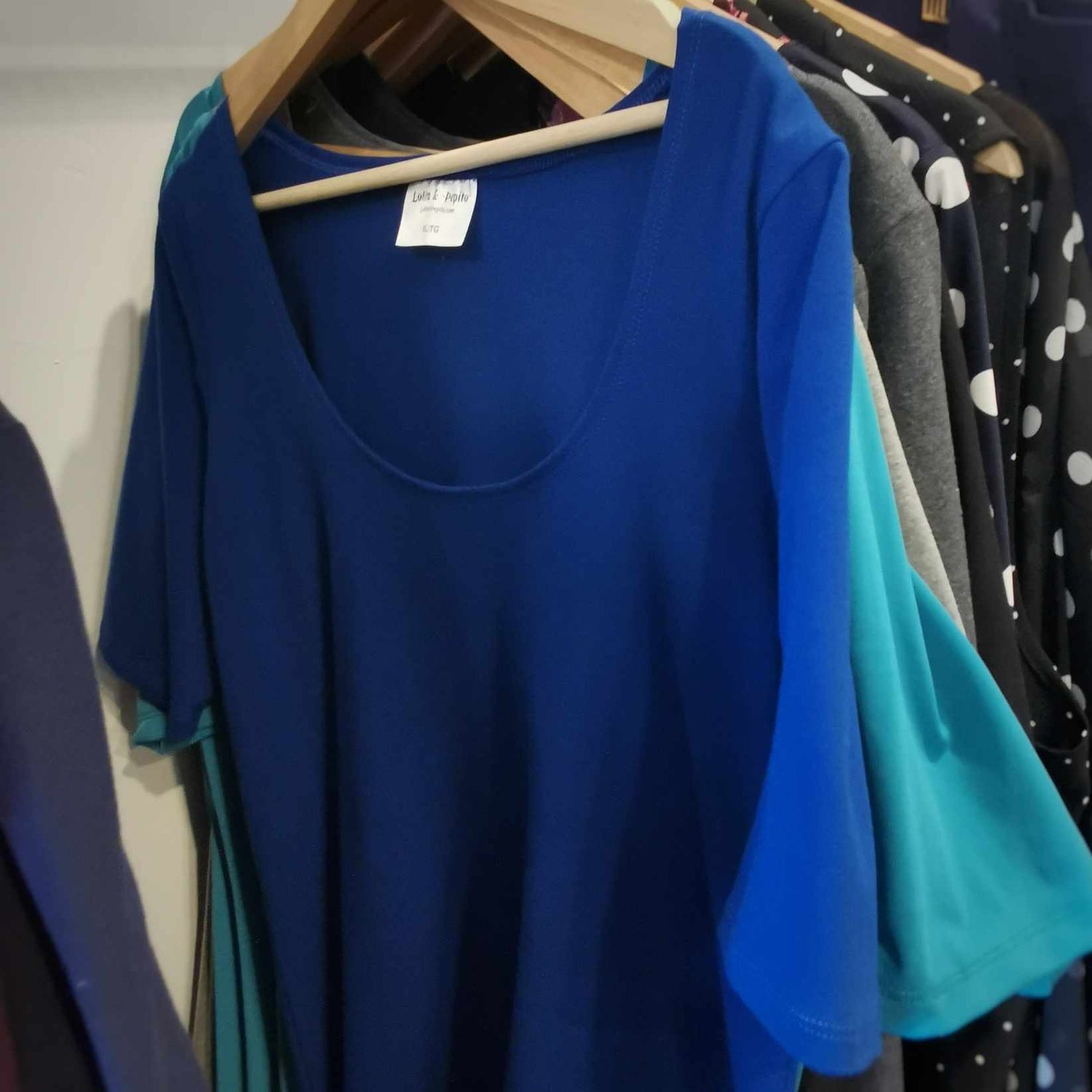 Chandail tunique col rond bleu